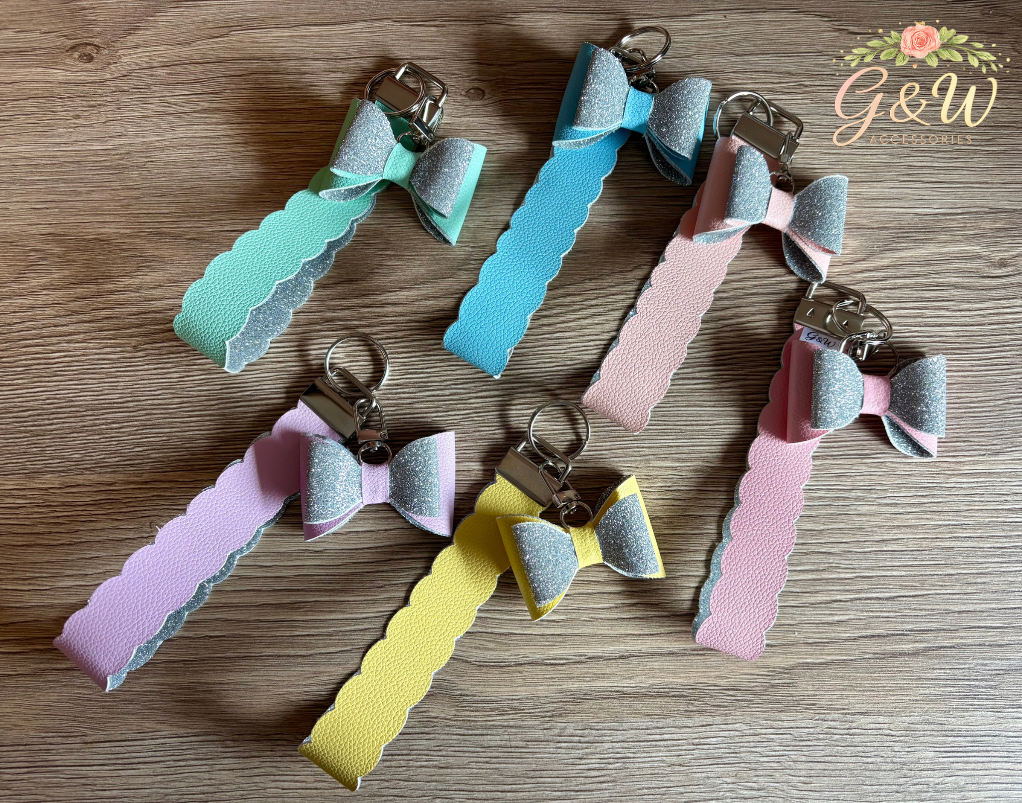 Leatherette wristlet